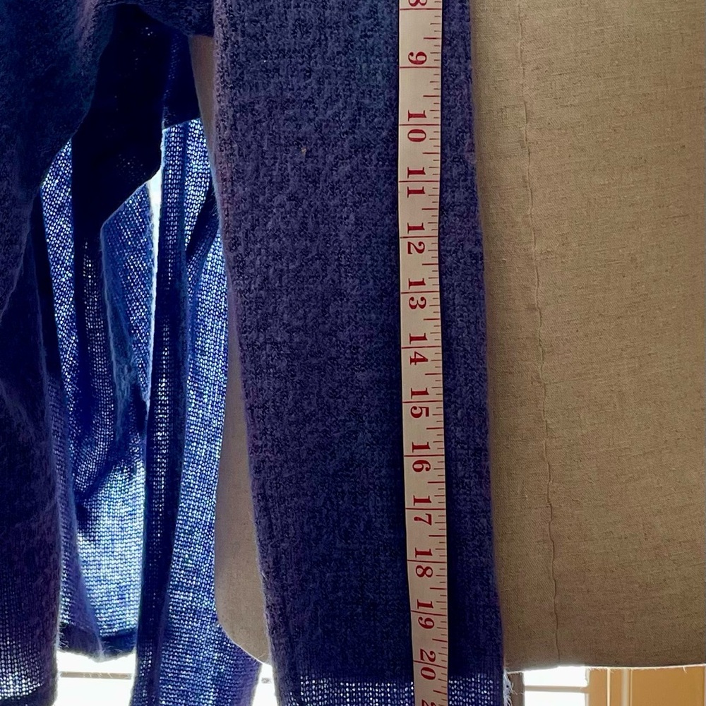 DKNY Light Purple Super Soft Sweater Size: Large โจ - Picture 10 of 12